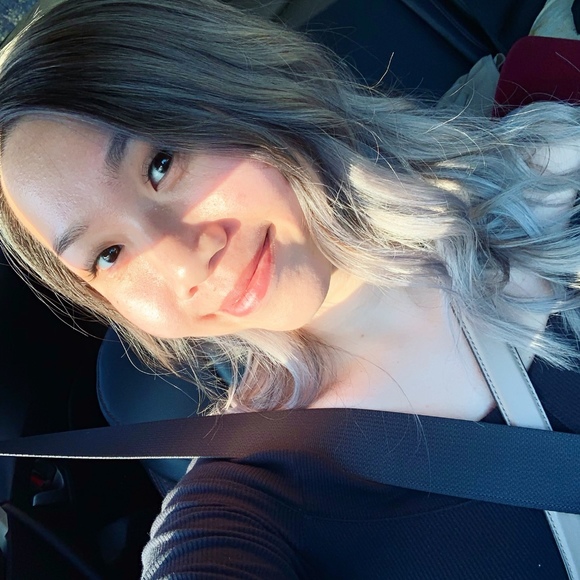 Meet your Posher, Van - Picture 1 of 1